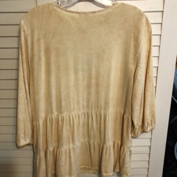 Como Vintage Gold Distressed Top M - Picture 12 of 12